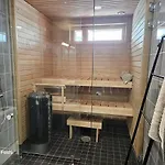 Huoneisto Modern 61m Apt,own Private Sauna Helsinki