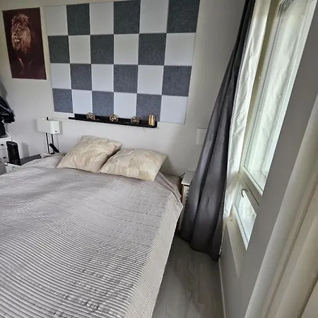 Modern 61m Apt,own Private Sauna Appartement *