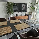Modern 61m Apt,own Private Sauna Appartamento